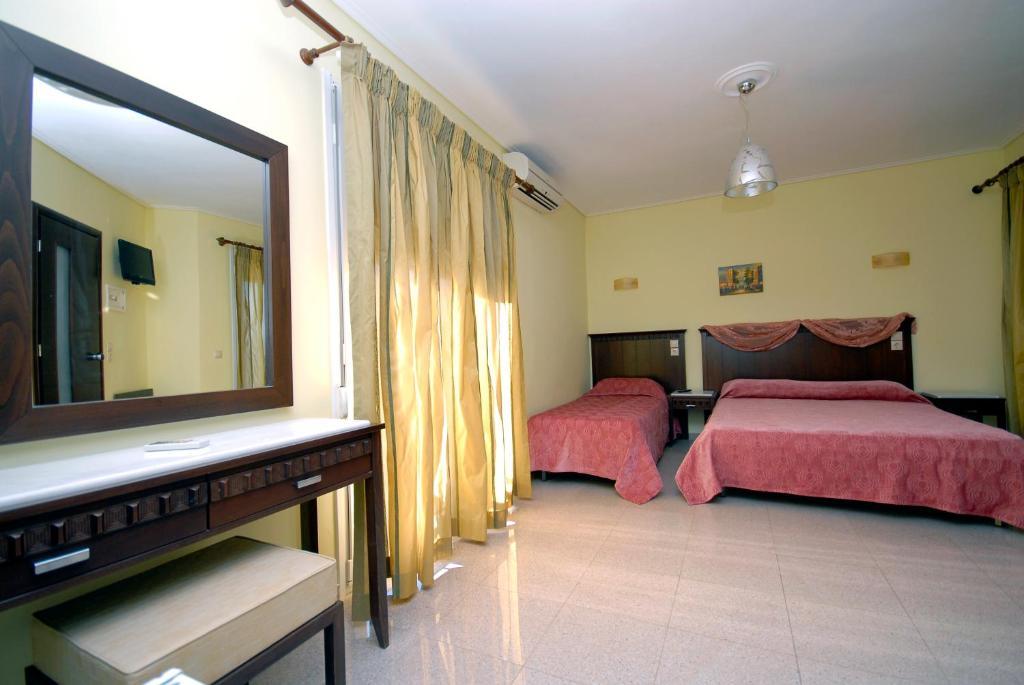 Ariadnes Holiday Accommodation II Apidias Lakos Quarto foto