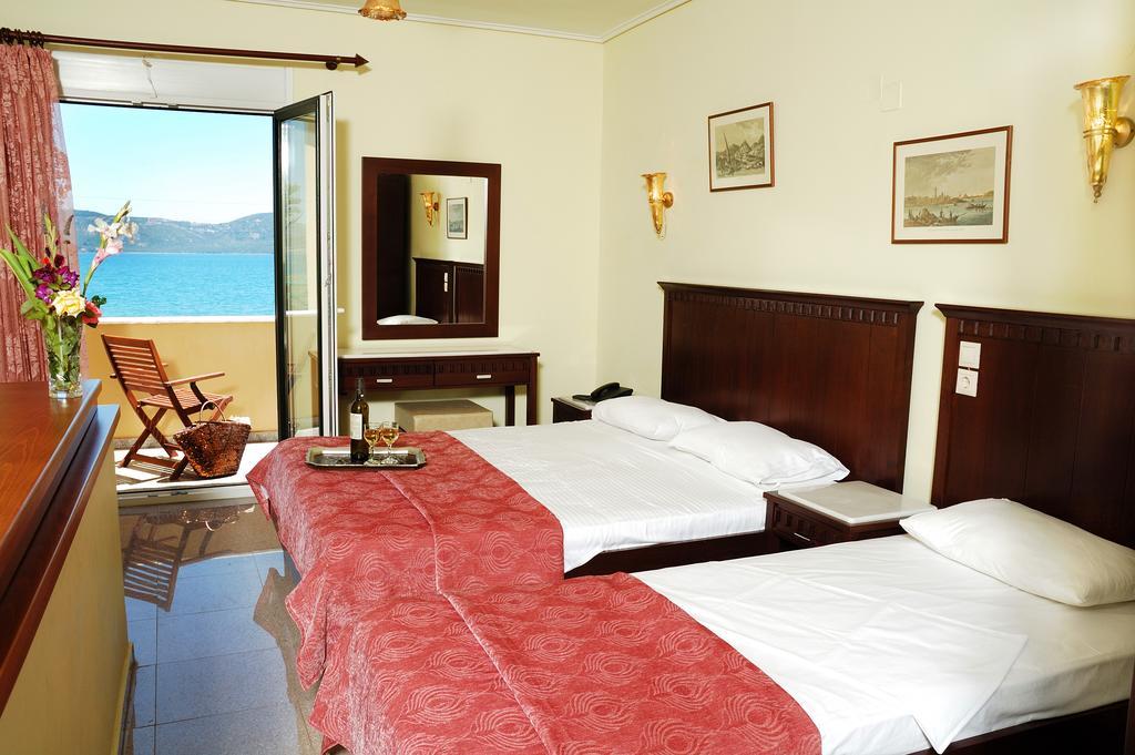 Ariadnes Holiday Accommodation II Apidias Lakos Quarto foto